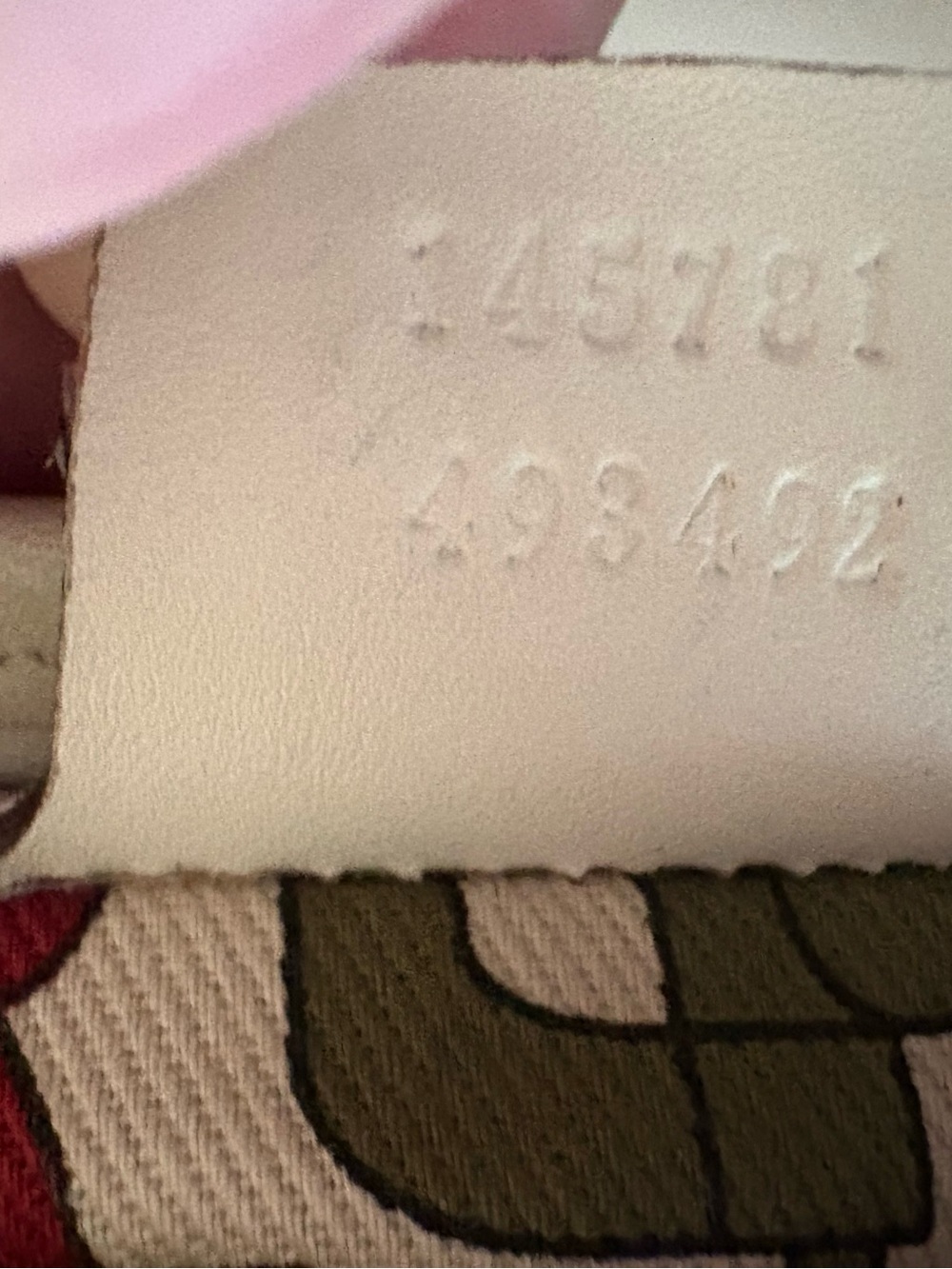 Beautiful Vintage Gucci Ivory GG Monogram Punch Hobo Bag with Gold Hardware - Picture 10 of 15